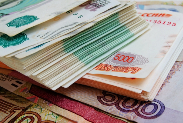   Минфин объяснил решение о досрочном выкупе евробондов за рубли 